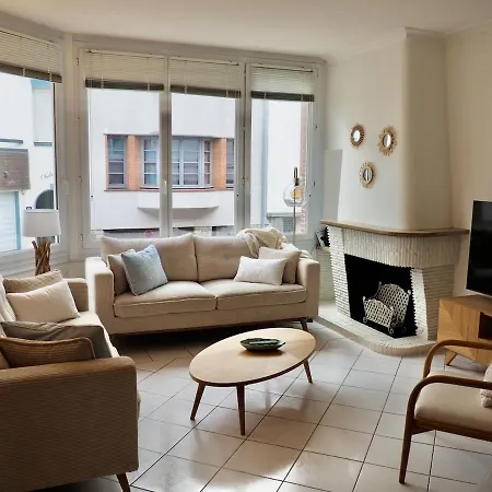 Charmante 5 Min De La Et Garage Villa *